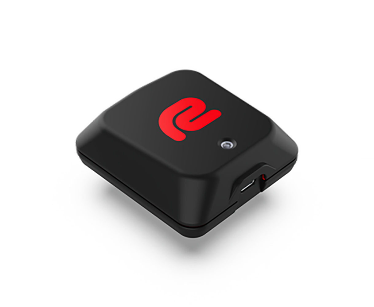 RaceBox Mini: ein kleines schwarzes Messgerät mit rotem Logo und USB-C-Anschluss